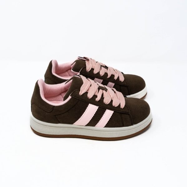 Zapatillas Deportivas de Mujer - Marrón Chocolate con Detalles en Rosa